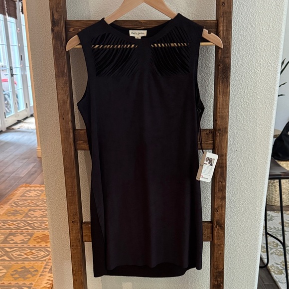 Liberty Garden Dresses & Skirts - NWT liberty garden Black Sleeveless short Dress small soft suede-like material
